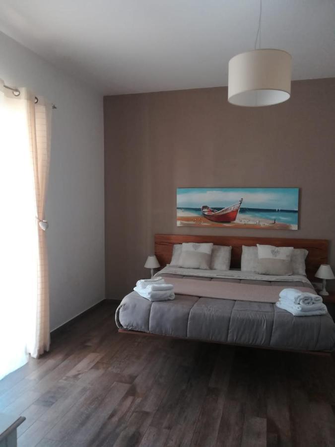 Etesia Bed & Breakfast Olbia Bagian luar foto