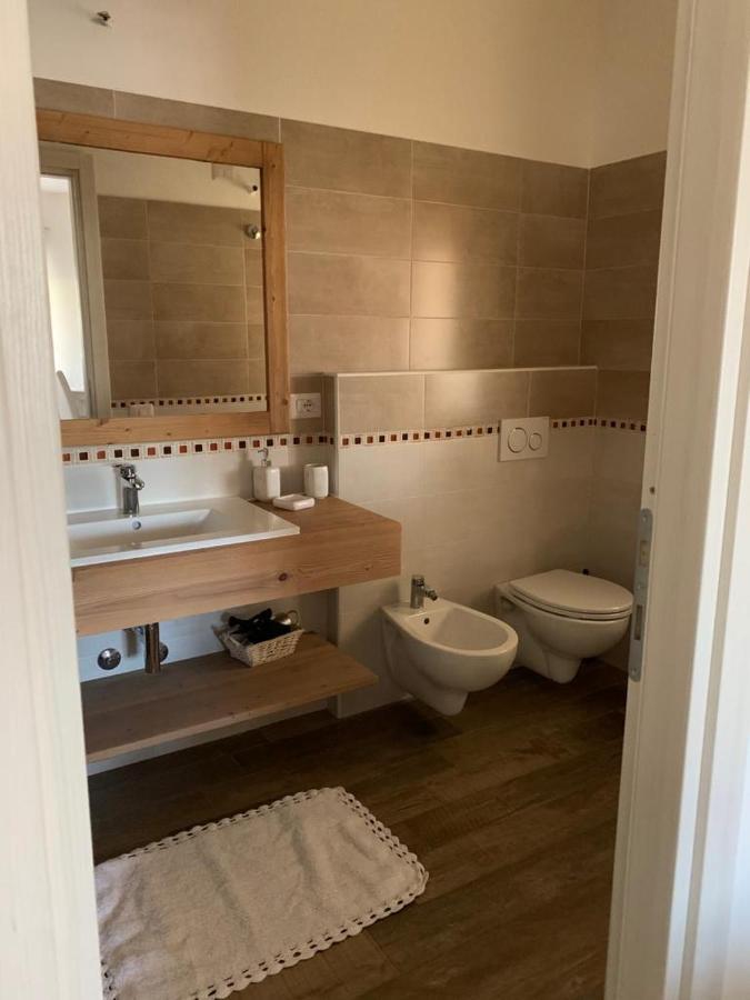 Etesia Bed & Breakfast Olbia Bagian luar foto
